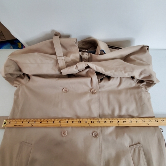 Double-Breasted Trench Coat Size 16 Classic Belted Overcoat Zip Out Lining - Picture 7 of 14